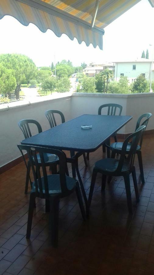 Apartament Casa Vacanze Niko Ap Cir Cni00247 Sirmione Eksteriør bilde