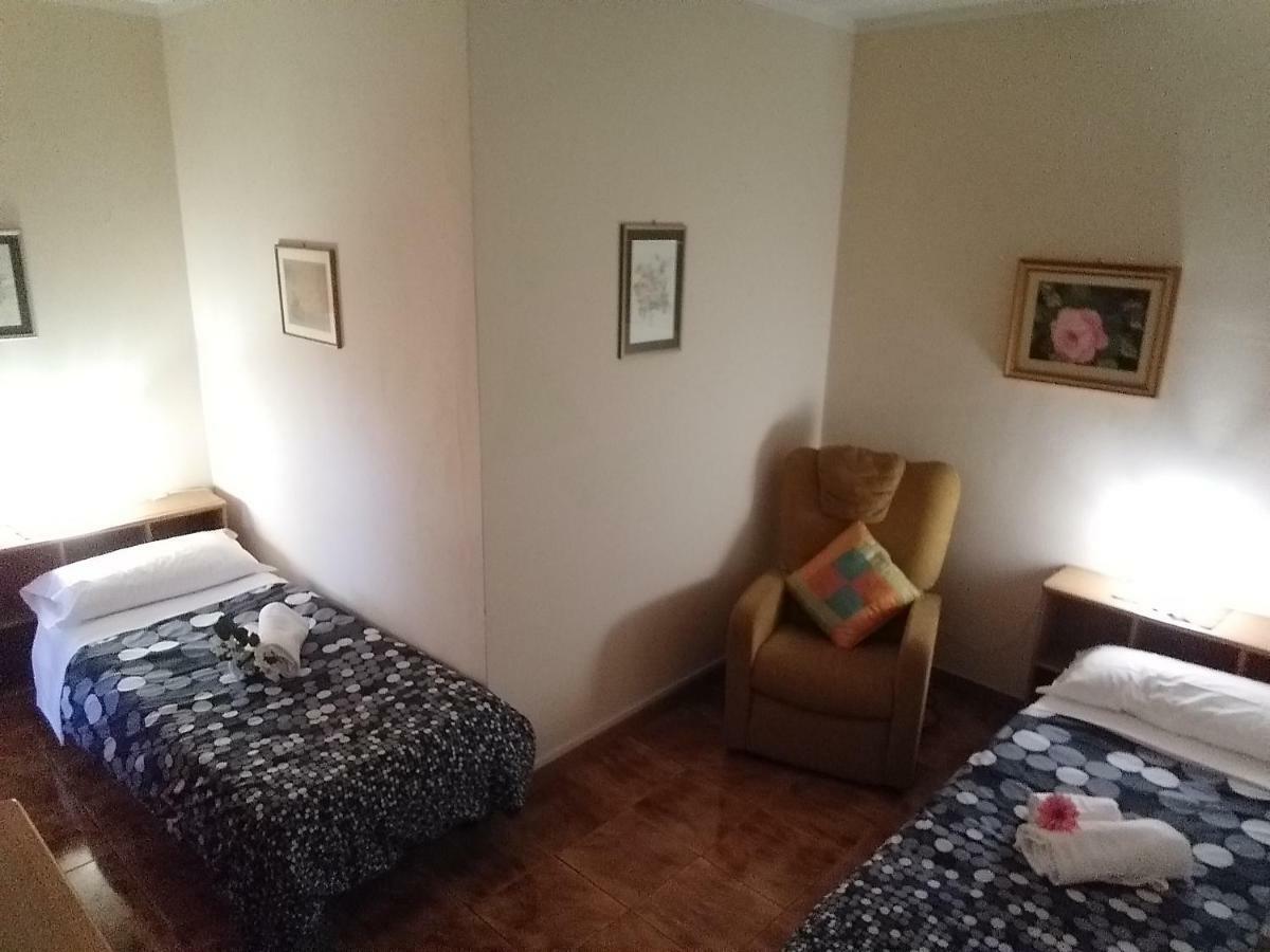 Apartament Casa Vacanze Niko Ap Cir Cni00247 Sirmione Eksteriør bilde